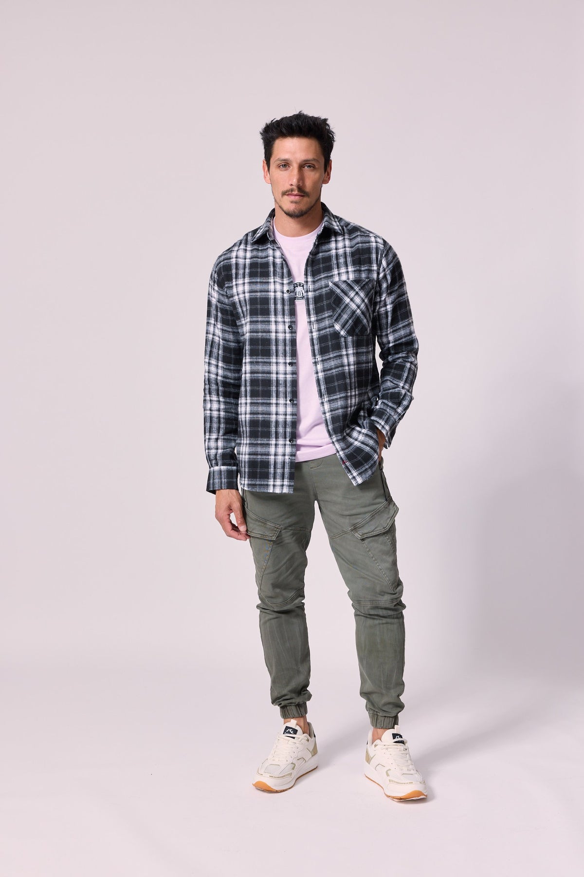 LUMBERIS- BLACK