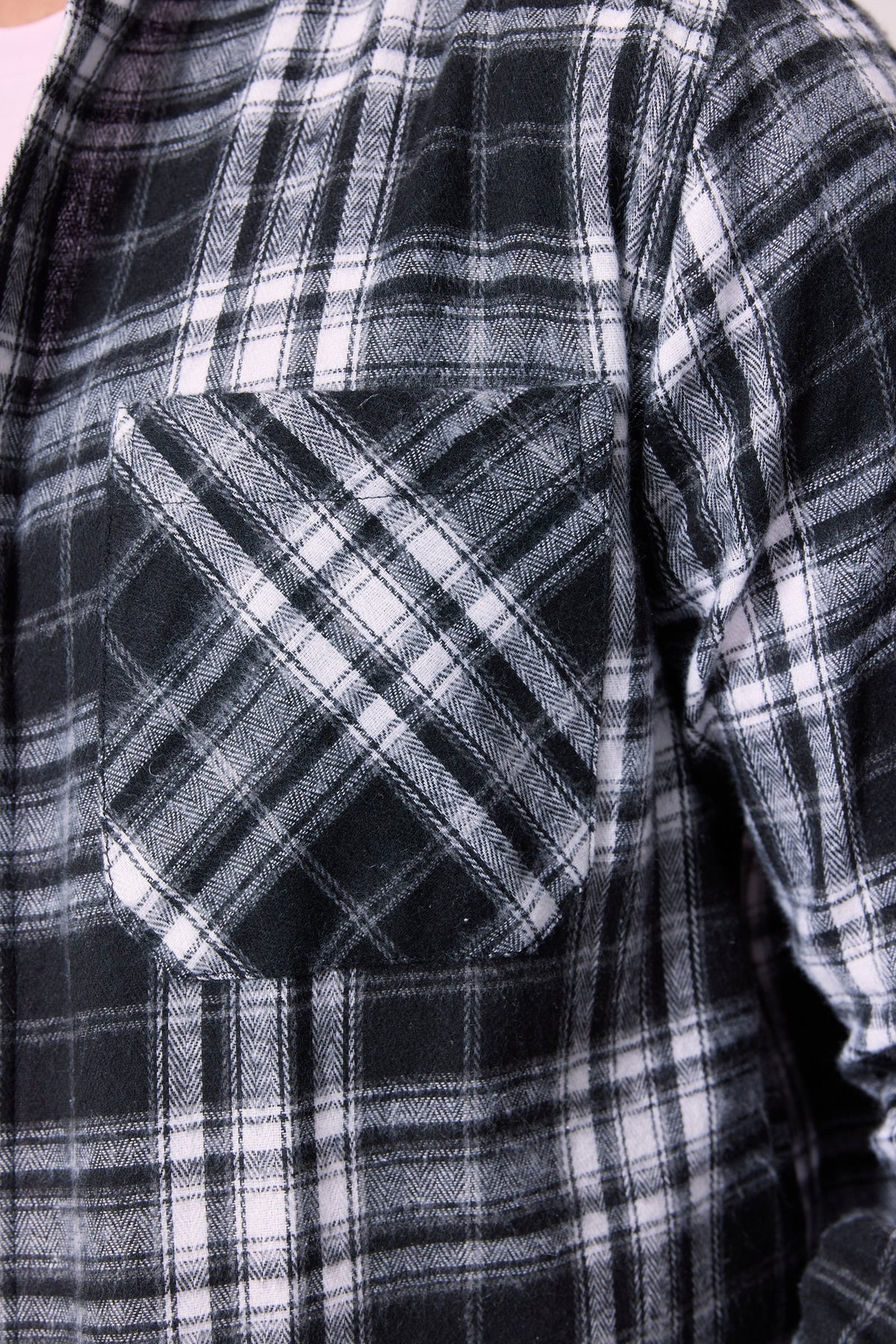 LUMBERIS- BLACK