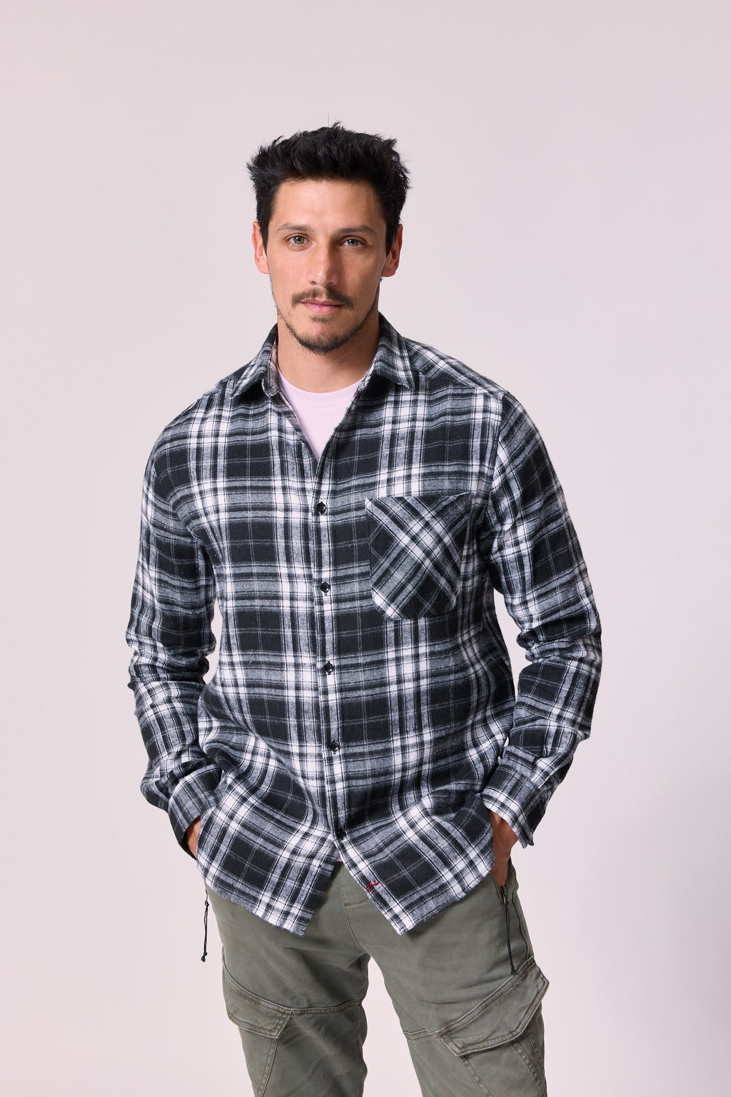 LUMBERIS- BLACK