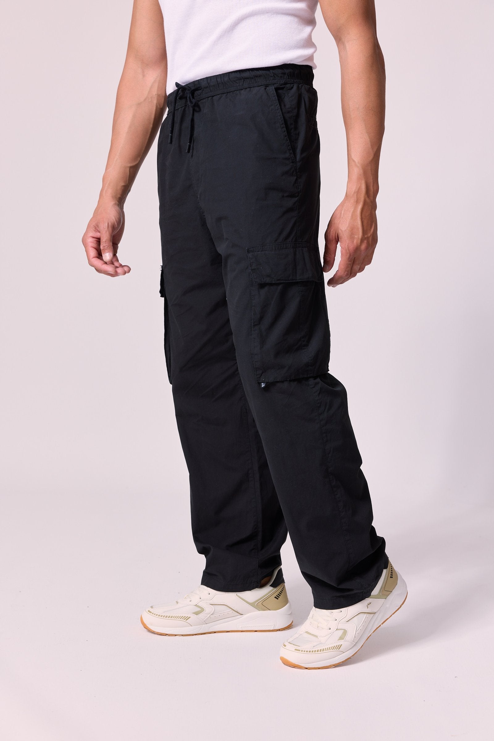 DRIMFAR- BLACK