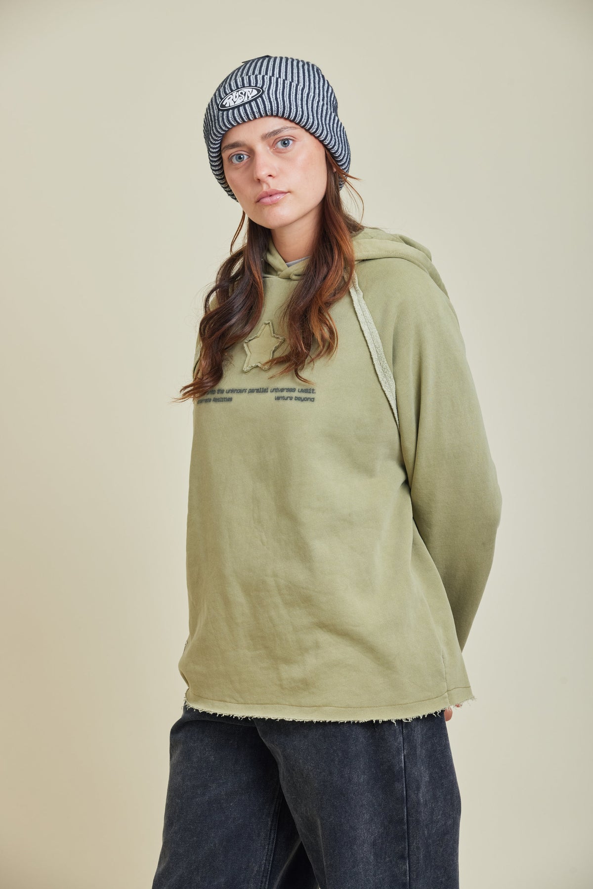 LOMON- GREY