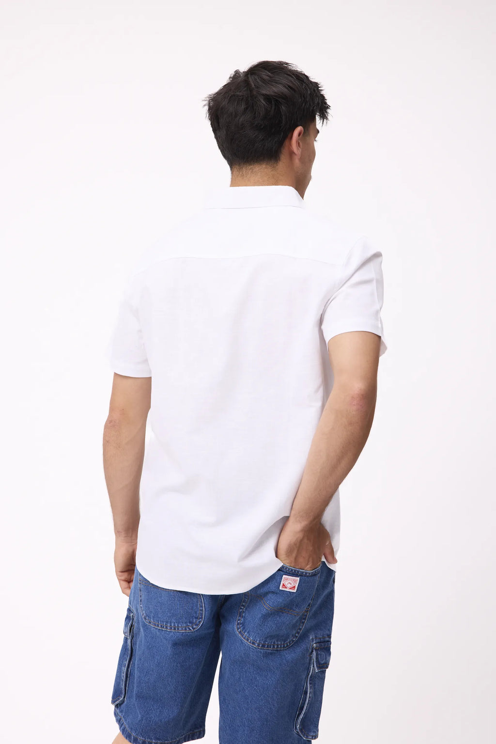 MANDER- WHITE