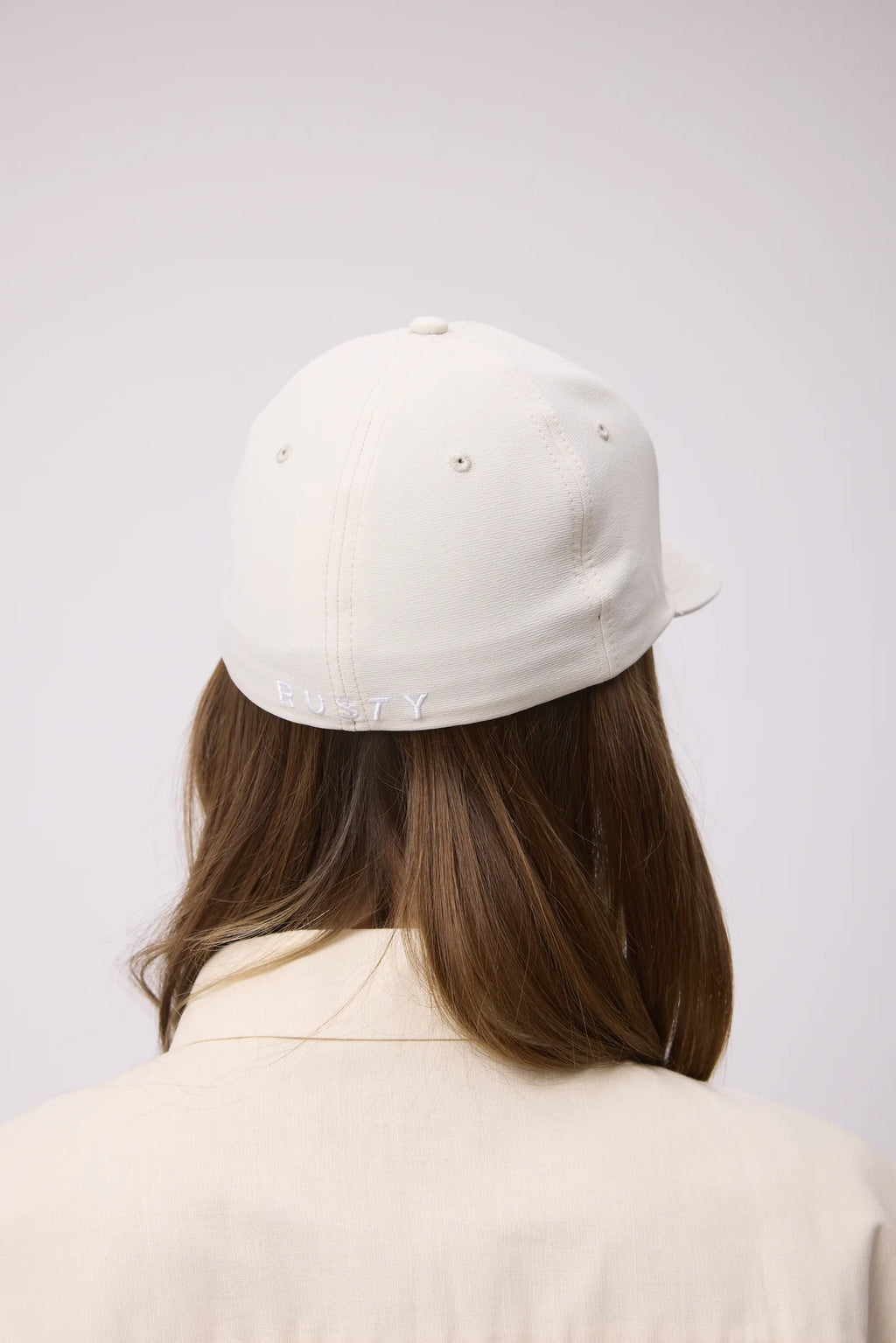 CAPIS CRUDE/WHITE