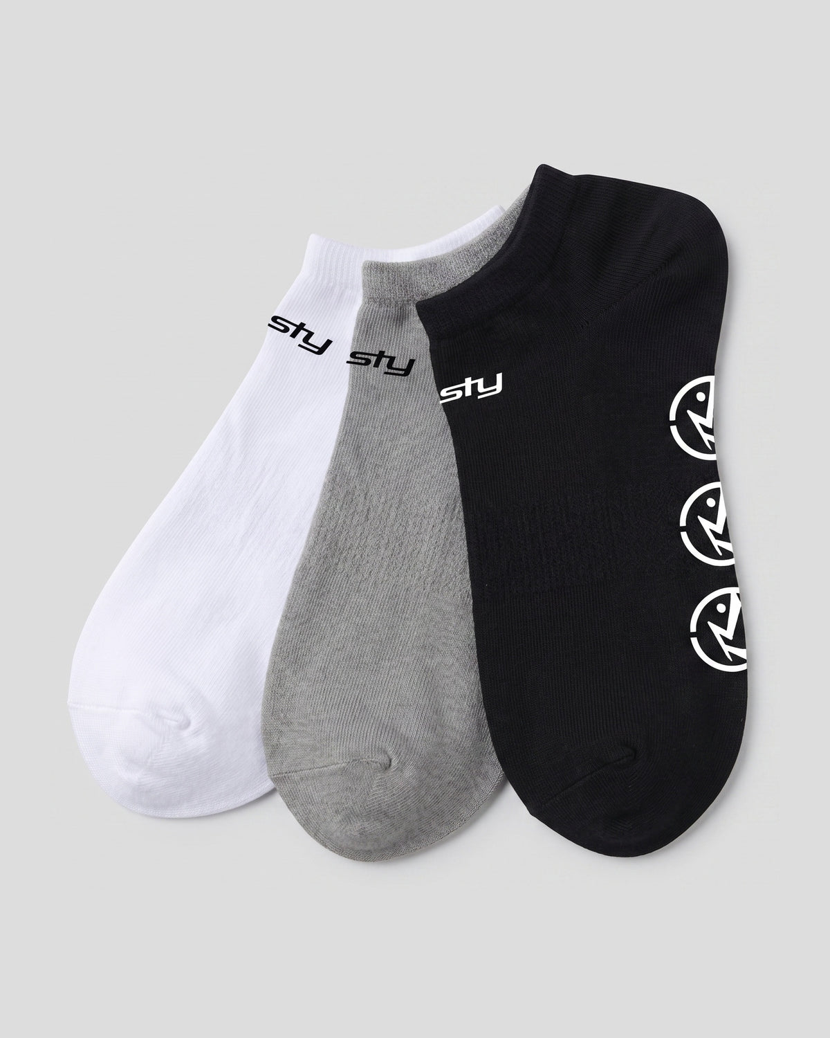 GRUS- WHITE, BLACK & GREY