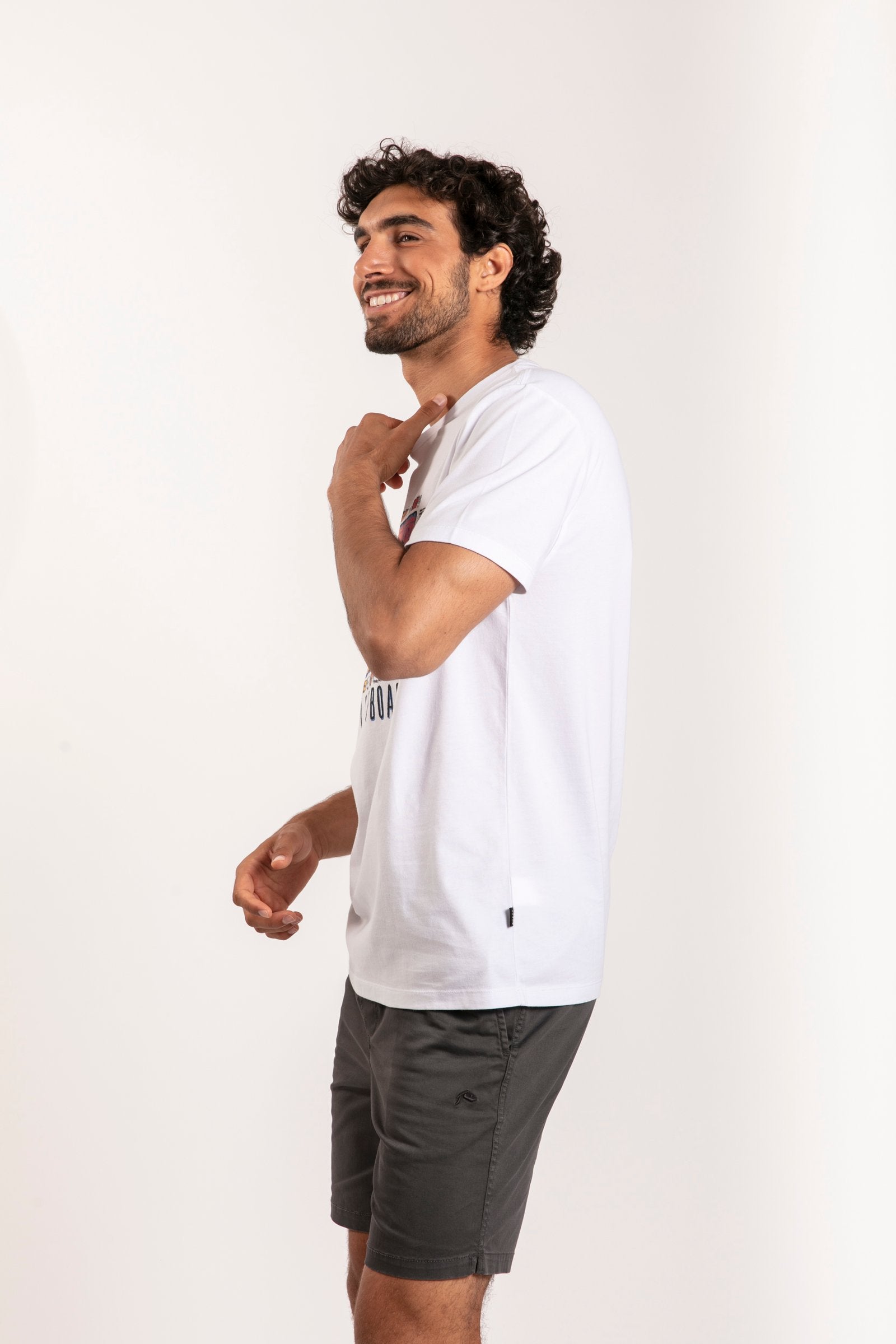 RETROIS- WHITE