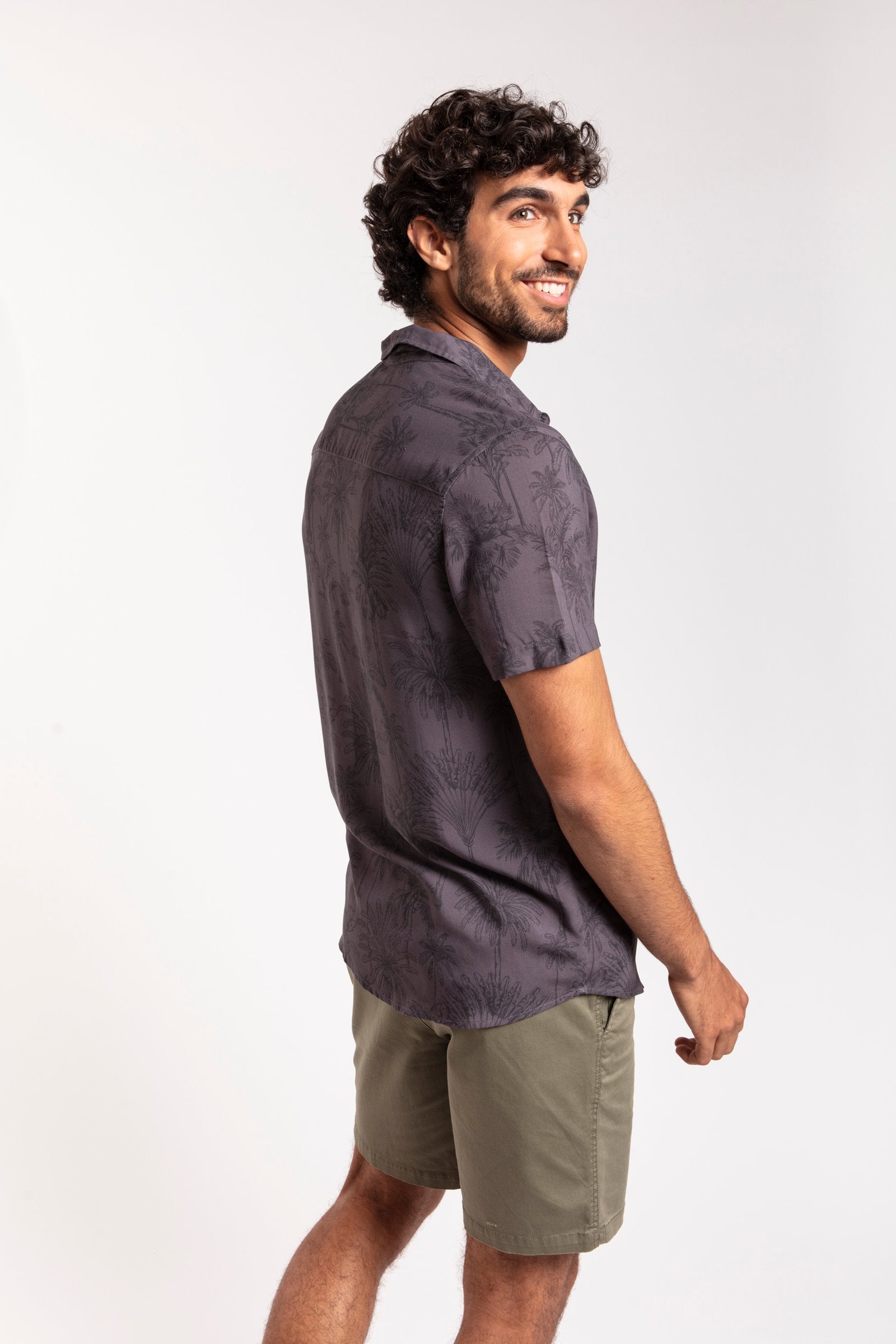 JUNGLEIS- DARK GREY